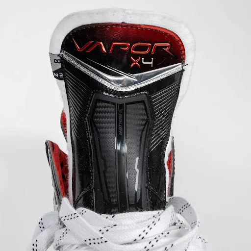 Bauer Vapor X4 Intermediate Ice hockey Skates