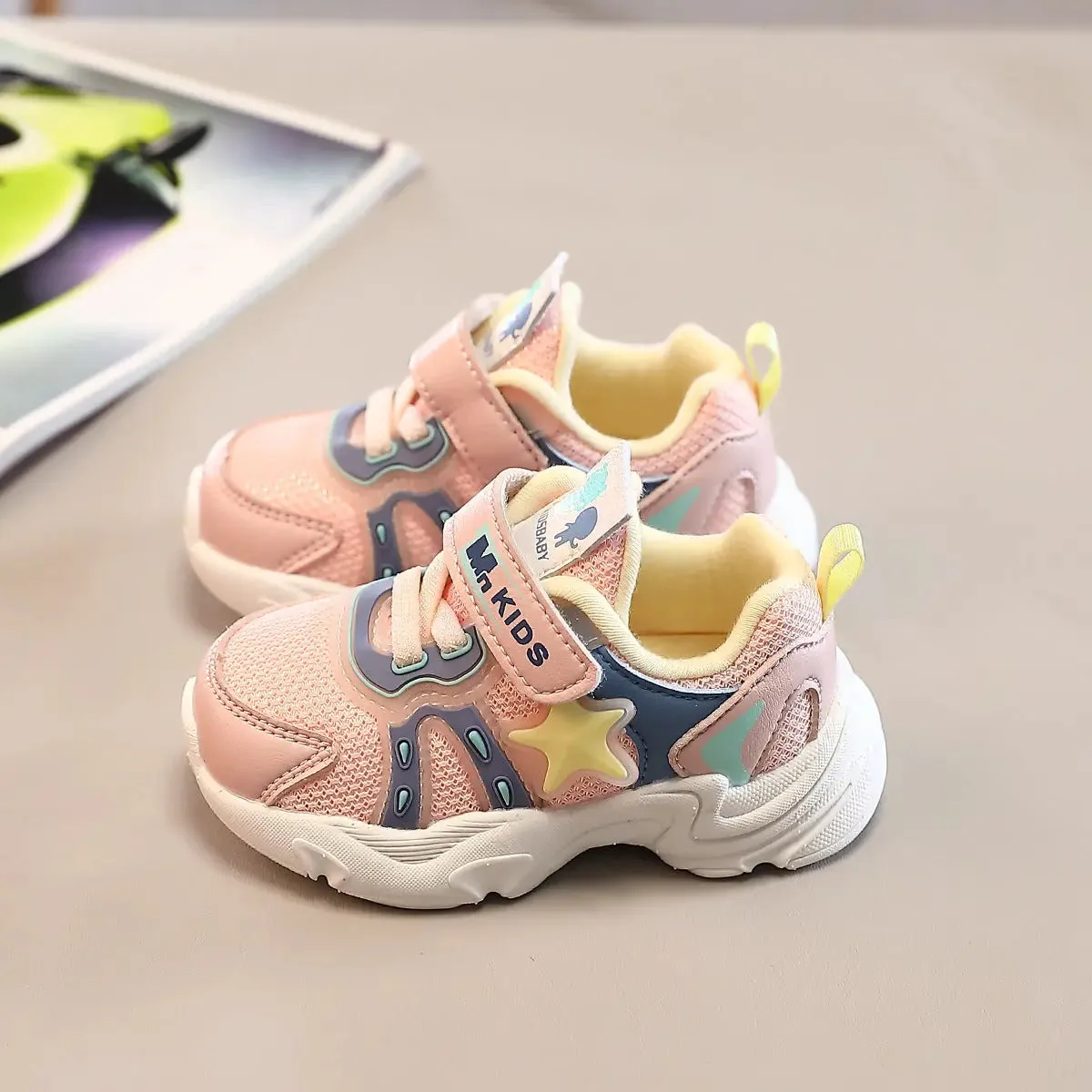 Children's Soft-soled Sneakers