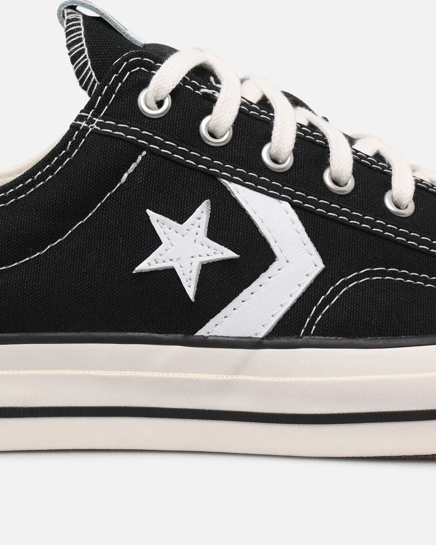 Converse Star Player 76 Low Black/White