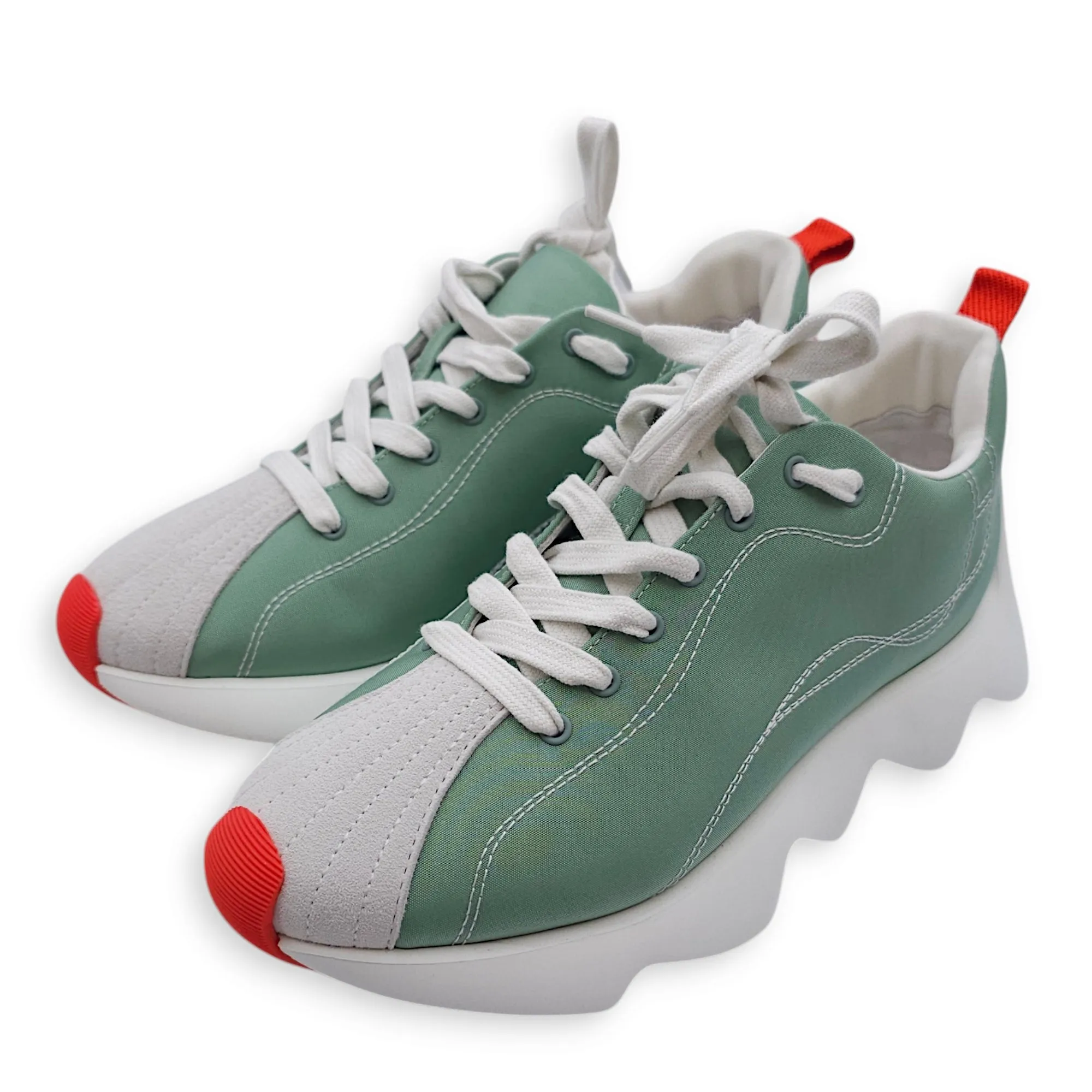 Envol 35.5 Vert Sneakers in Suede Leather