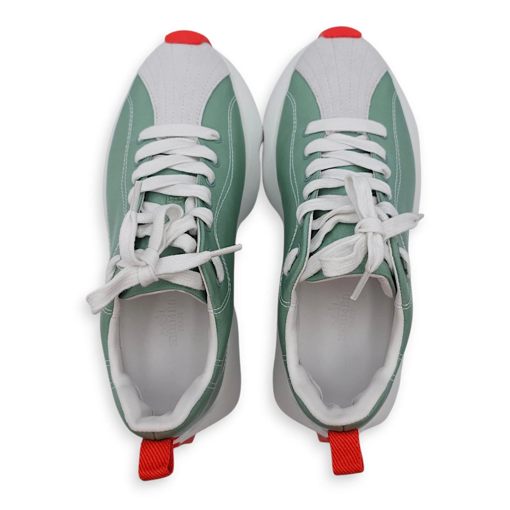 Envol 35.5 Vert Sneakers in Suede Leather