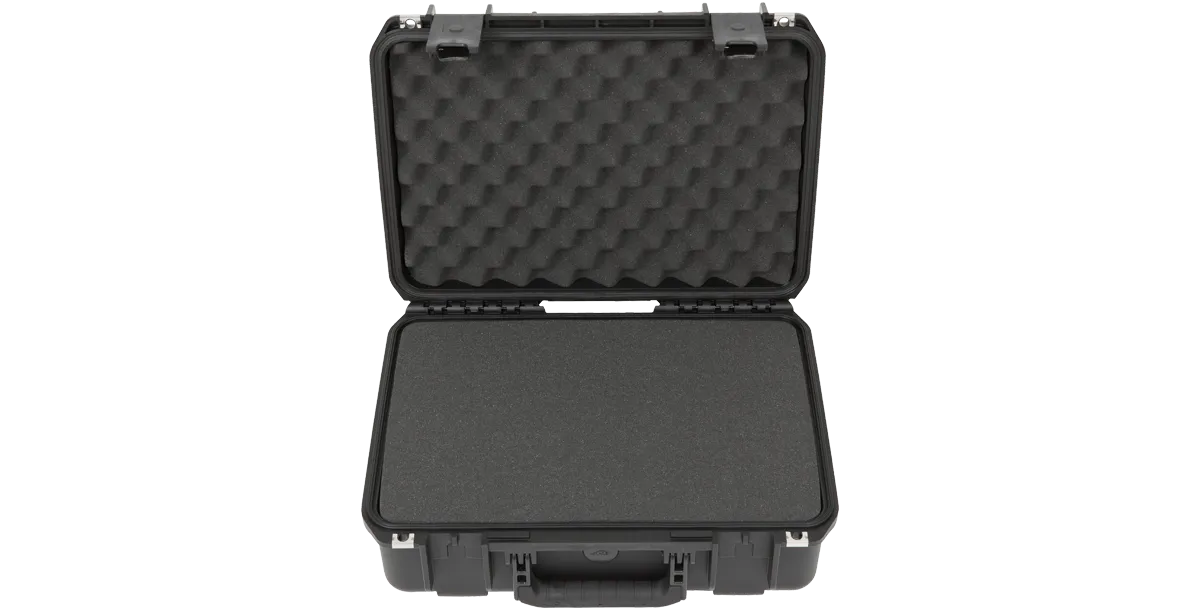 SKB Cases 3i 17" x 11" x 6"