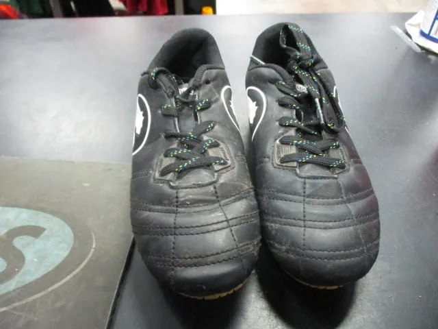 Used Puma Procat Size 1 Soccer Cleats