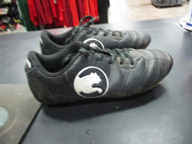 Used Puma Procat Size 1 Soccer Cleats