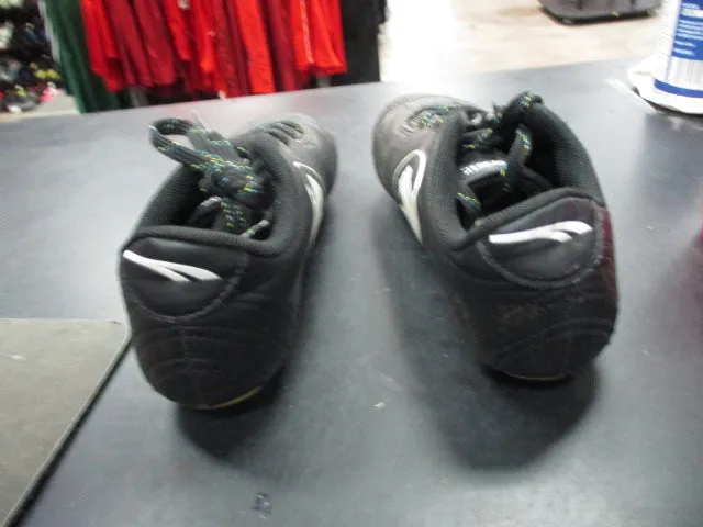 Used Puma Procat Size 1 Soccer Cleats