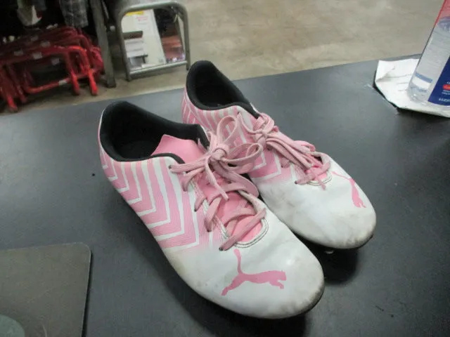 Used Puma Soccer Cleats Size 4