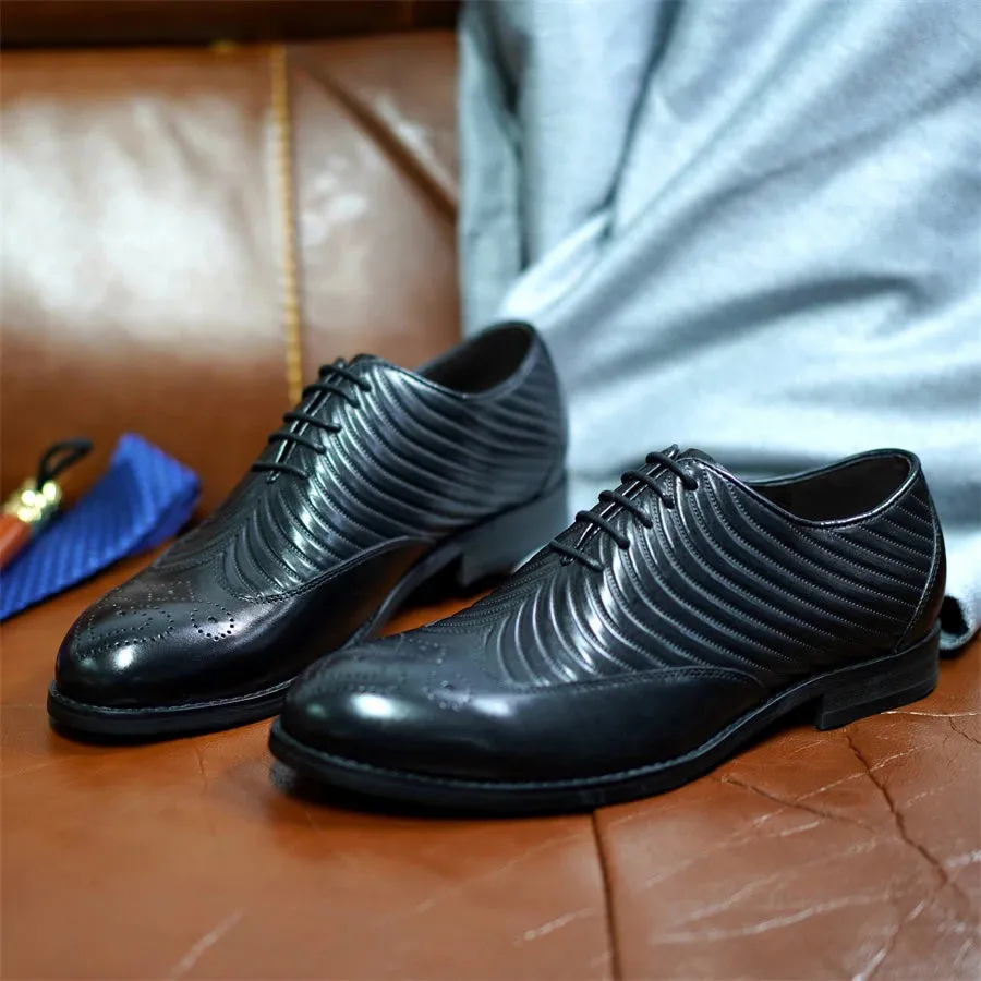 Winged Texture Genuine Leather Shoes