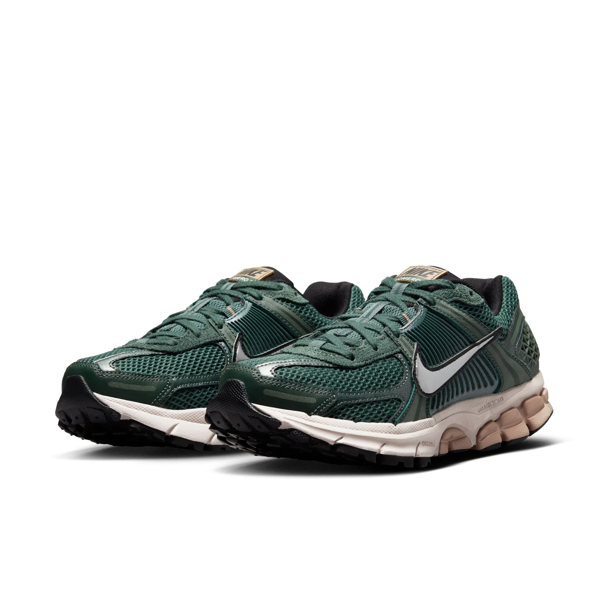 Women's Nike Zoom Vomero 5 - VINTAGE GREEN/CHROME-LT OREWOOD BRN-HEMP